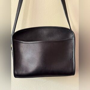 Vintage 1990s Coach Metropolis Zip Shoulder Bag 9087 black leather rare